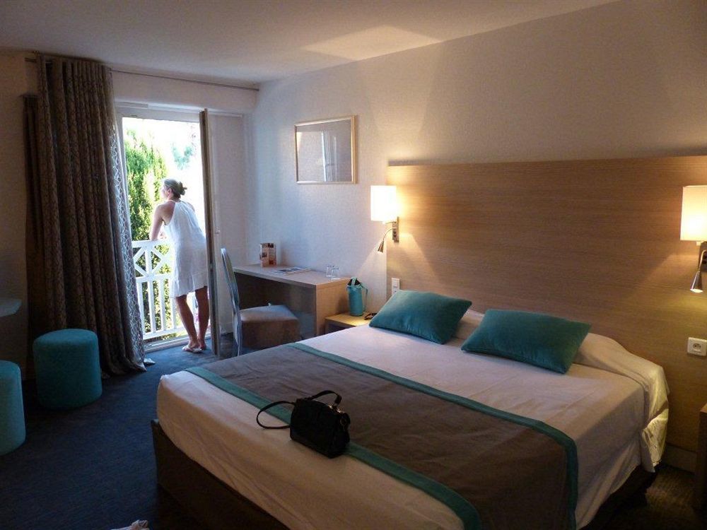 H Hyeres